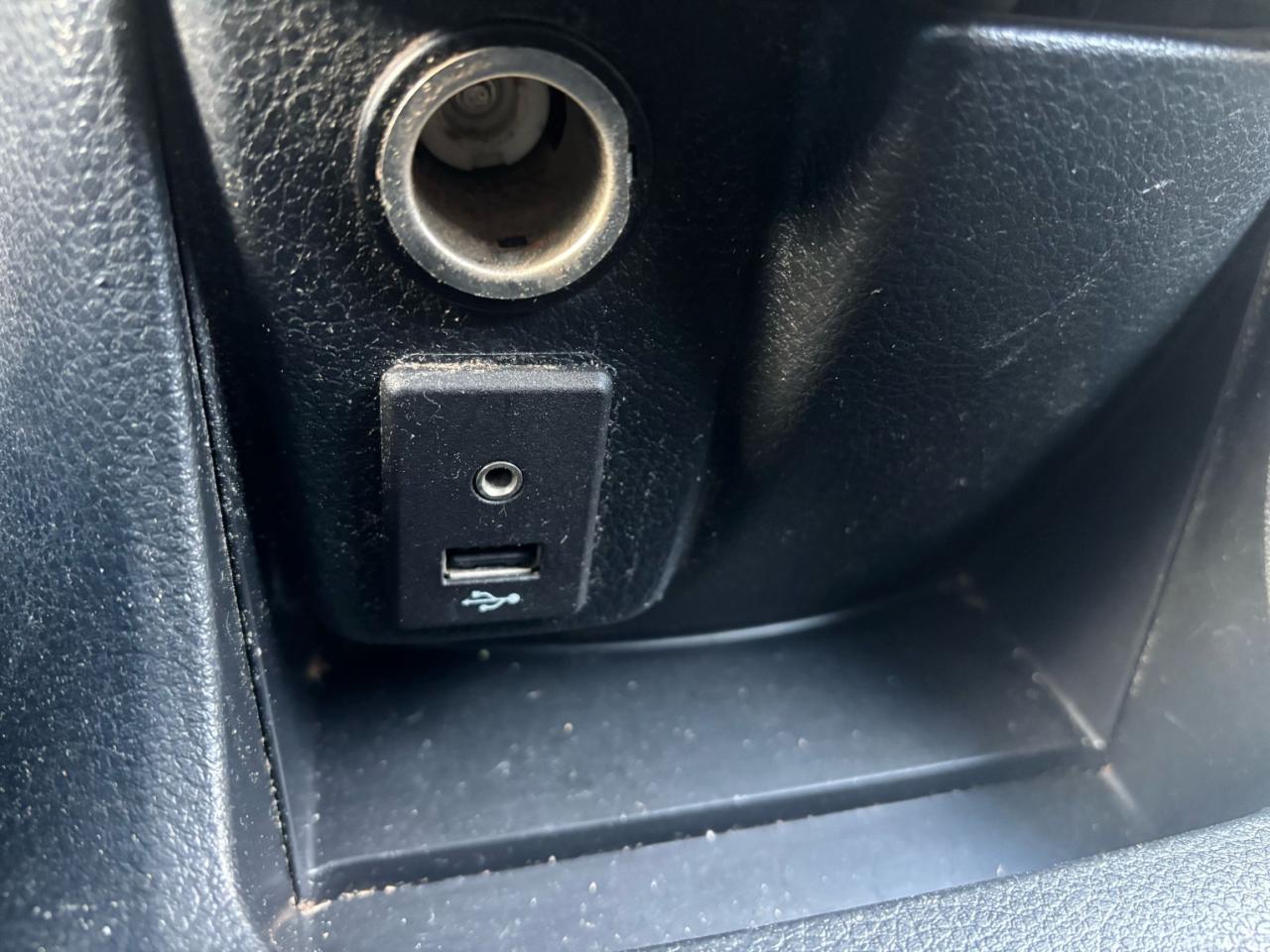 2016 Nissan NV200 SV, Cargo Van, Navigation, Has Divider.