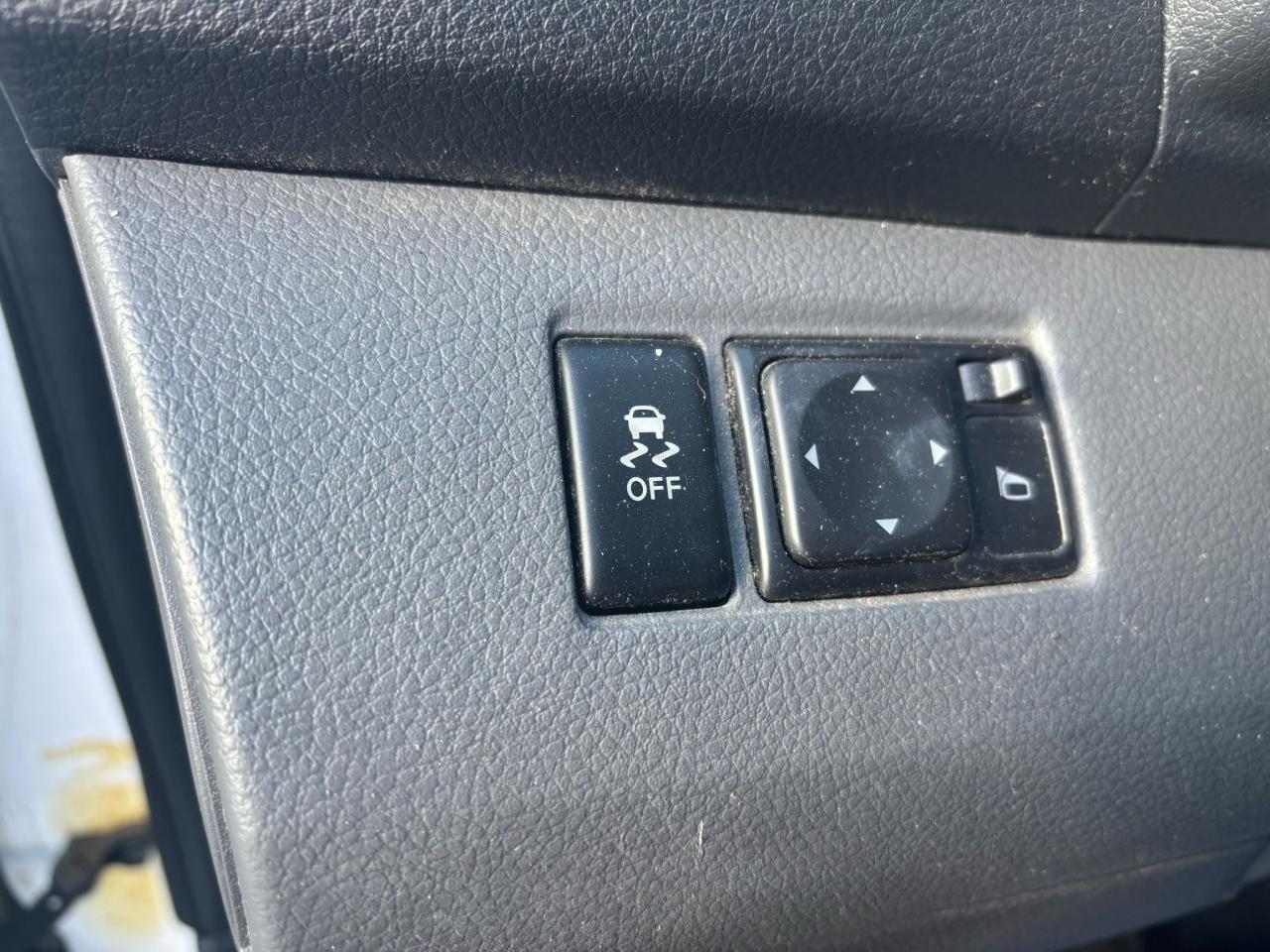 2016 Nissan NV200 SV, Cargo Van, Navigation, Has Divider.