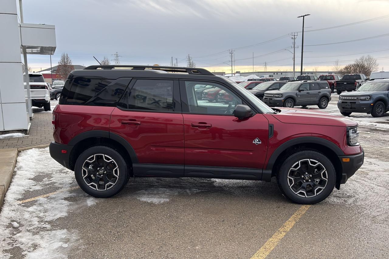 2025 Ford Bronco Sport OUTER BANKS, MOONROOF, TECH PKG, REMOTE START Photo