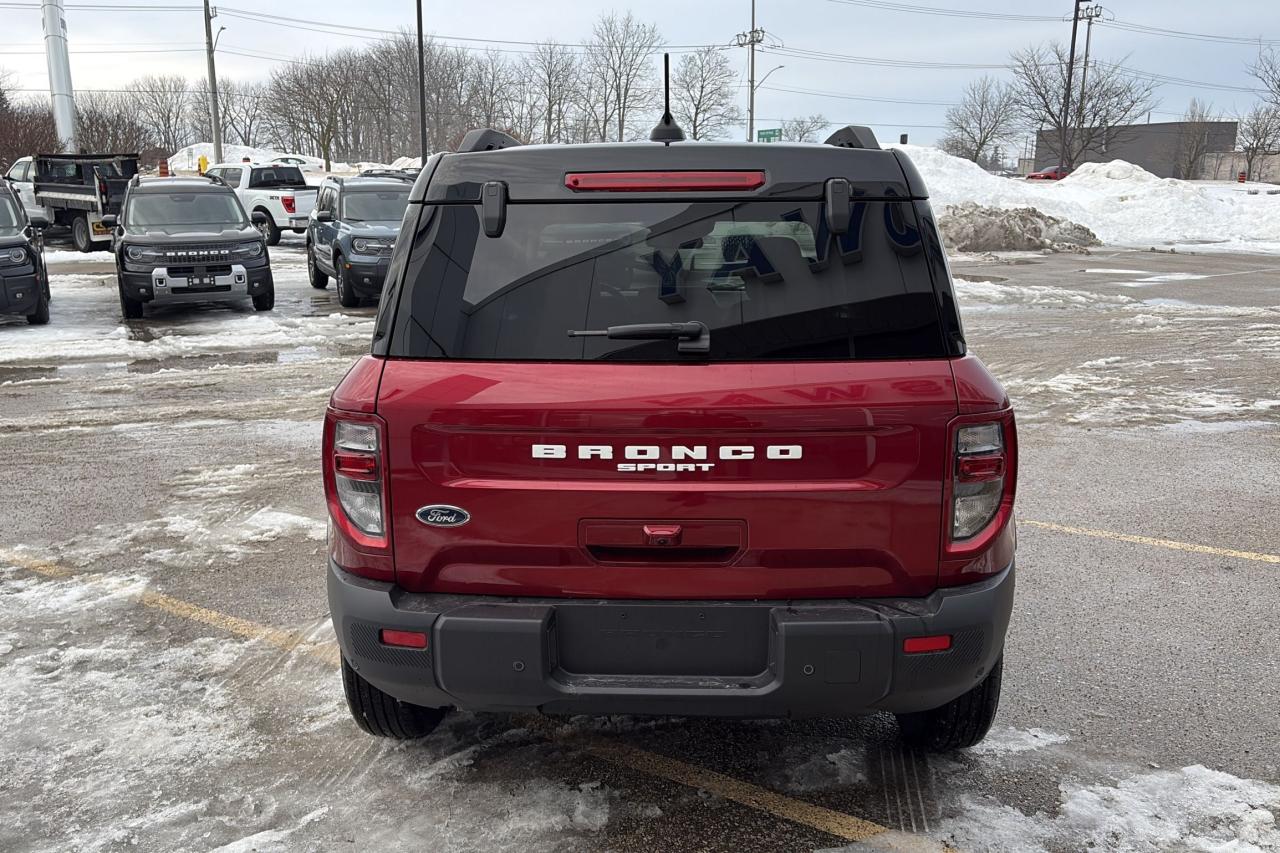 2025 Ford Bronco Sport OUTER BANKS, MOONROOF, TECH PKG, REMOTE START Photo
