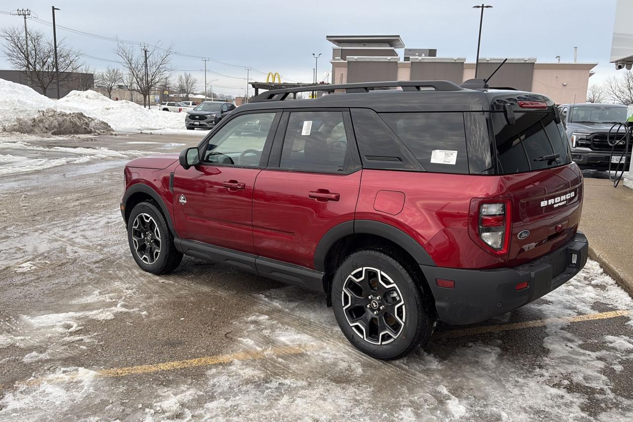 2025 Ford Bronco Sport OUTER BANKS, MOONROOF, TECH PKG, REMOTE START Photo