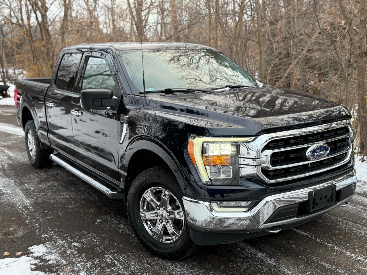 2021 Ford F-150 XLT - Photo #2