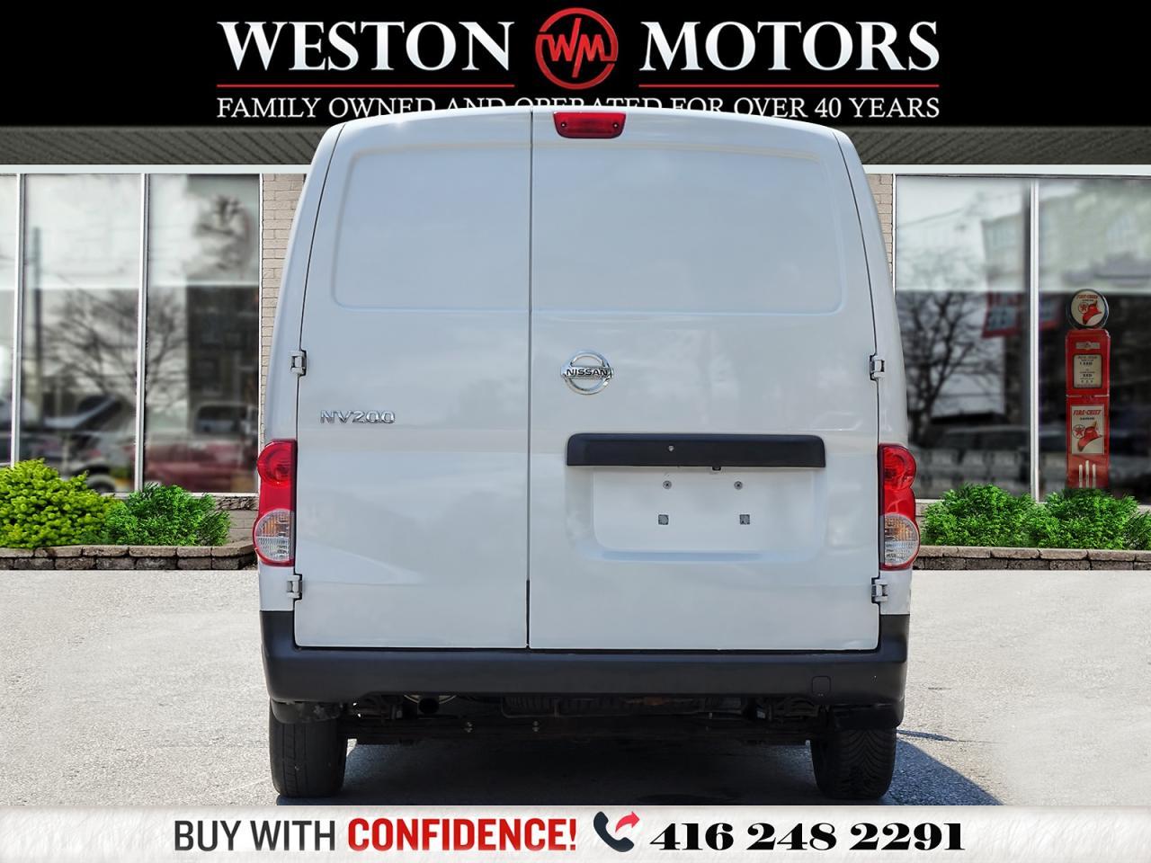 2015 Nissan NV200 S Photo4