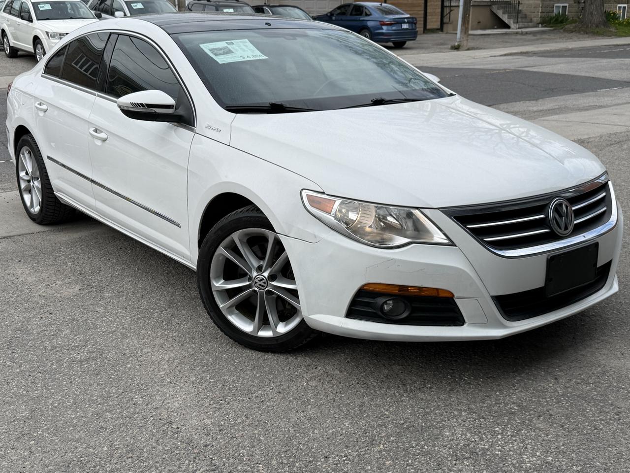 2012 Volkswagen Passat 4dr DSG Sportline Photo2