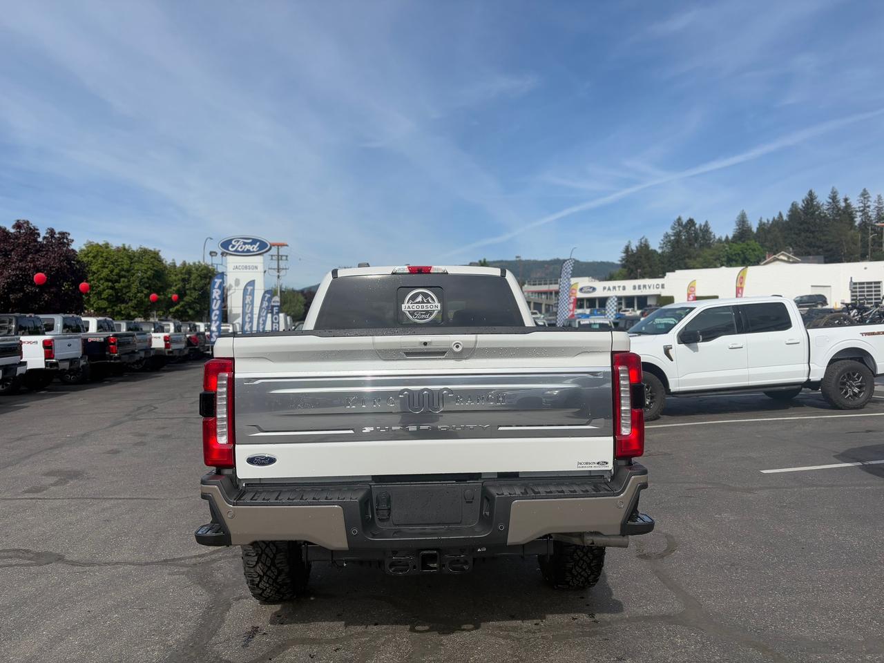 2026 Ford F-350 Super Duty SRW King Ranch Photo3