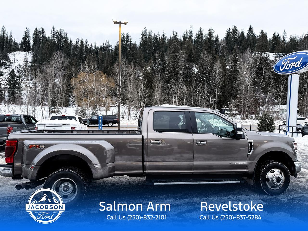 2022 Ford F-350 Super Duty DRW King Ranch Photo1