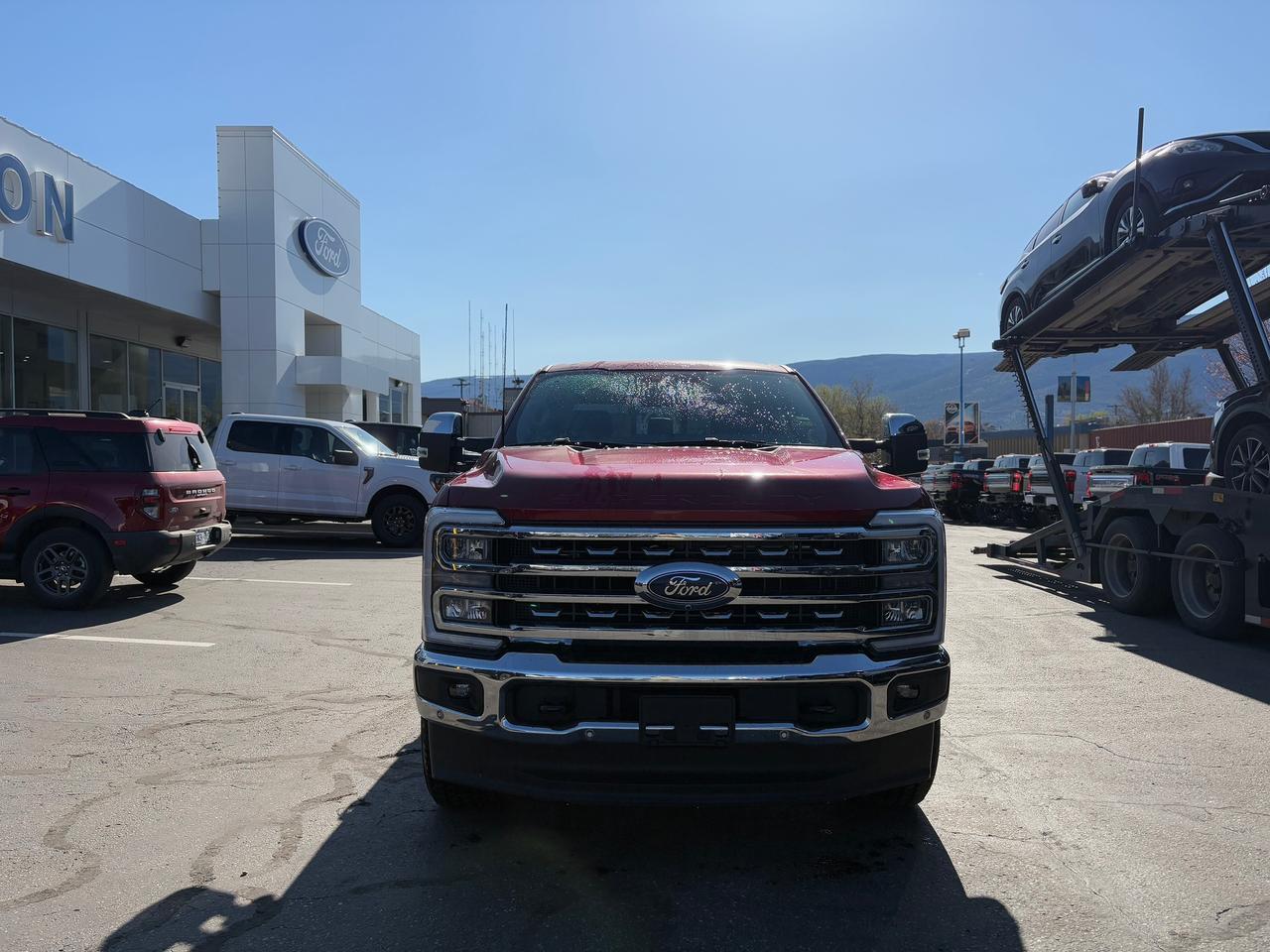 2026 Ford F-350 Super Duty SRW Lariat Photo3