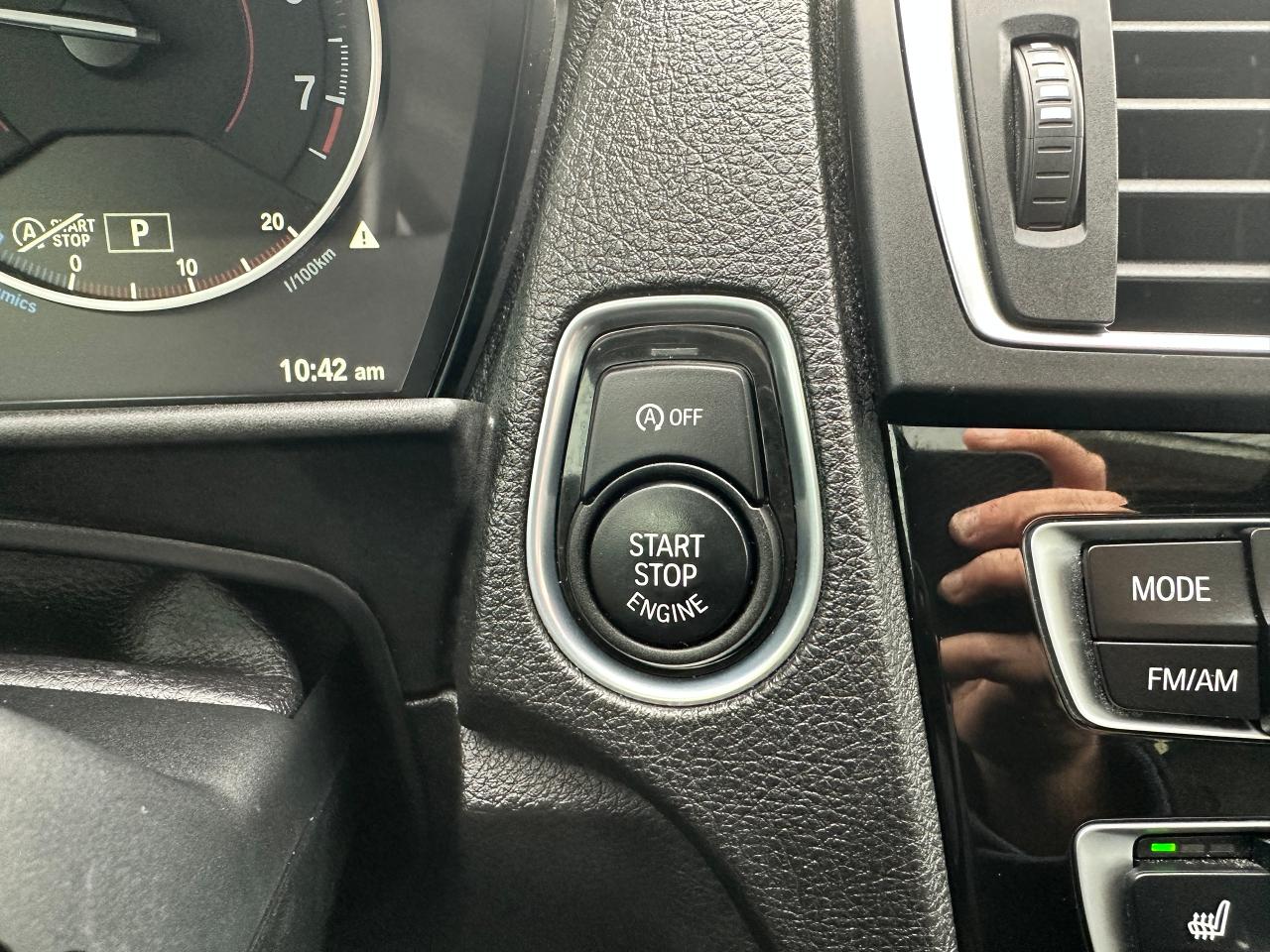 2015 BMW 2-Series 228i xDrive Heated-Leather Sunroof NAV Bluetooth Photo