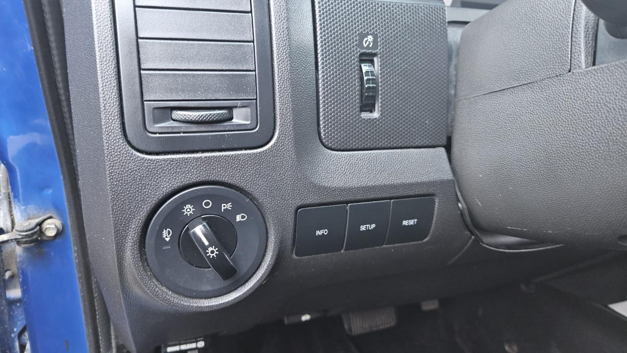 2011 Ford Escape XLT Photo