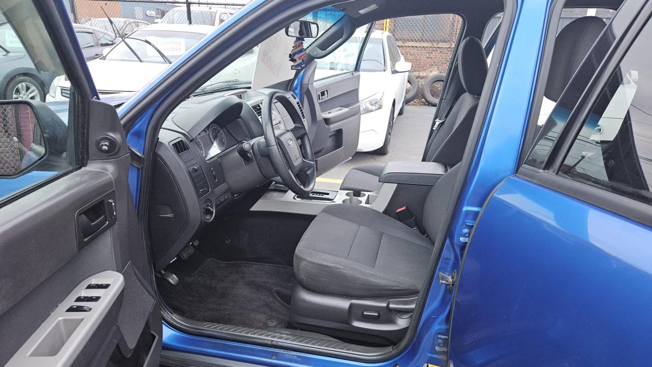 2011 Ford Escape XLT Photo