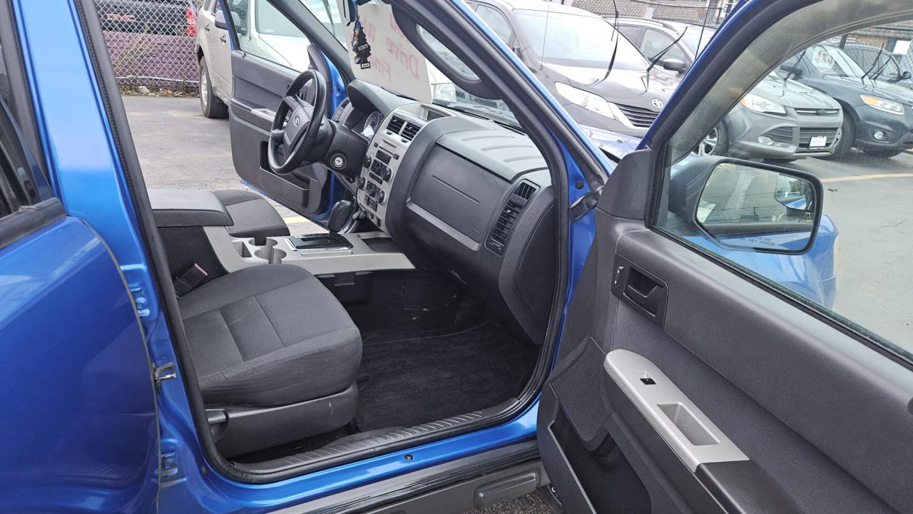 2011 Ford Escape XLT Photo