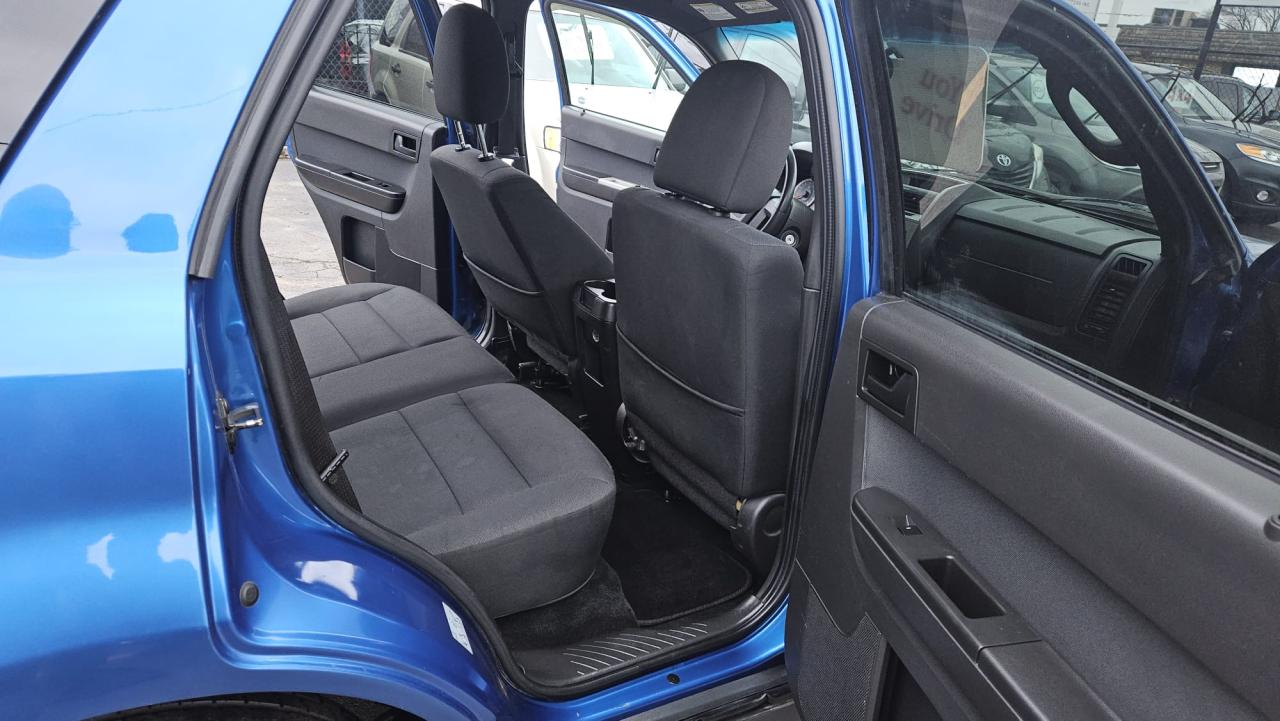 2011 Ford Escape XLT Photo