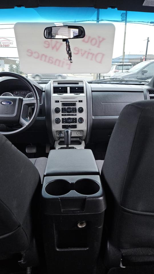 2011 Ford Escape XLT Photo