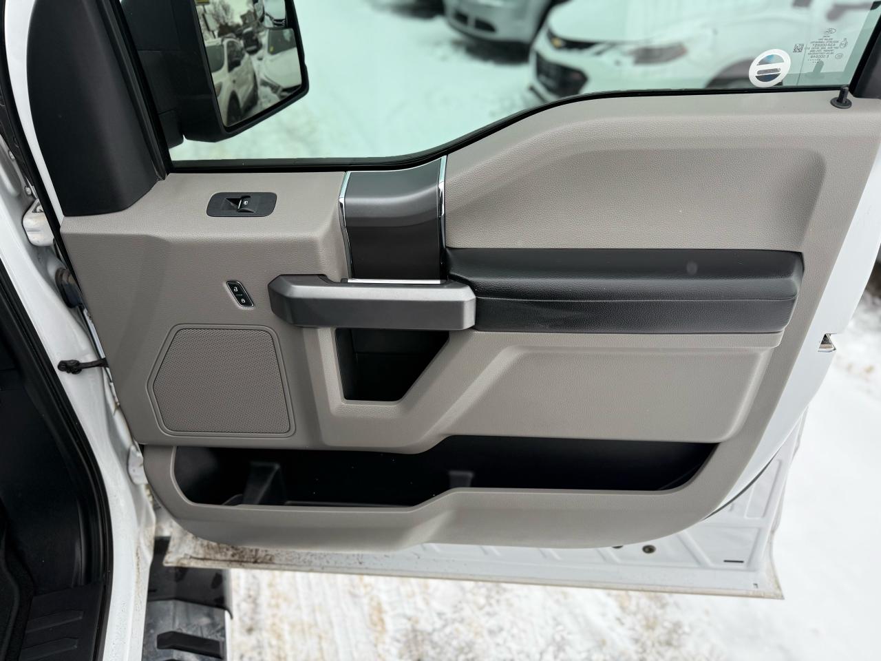 2020 Ford F-150 XLT Photo