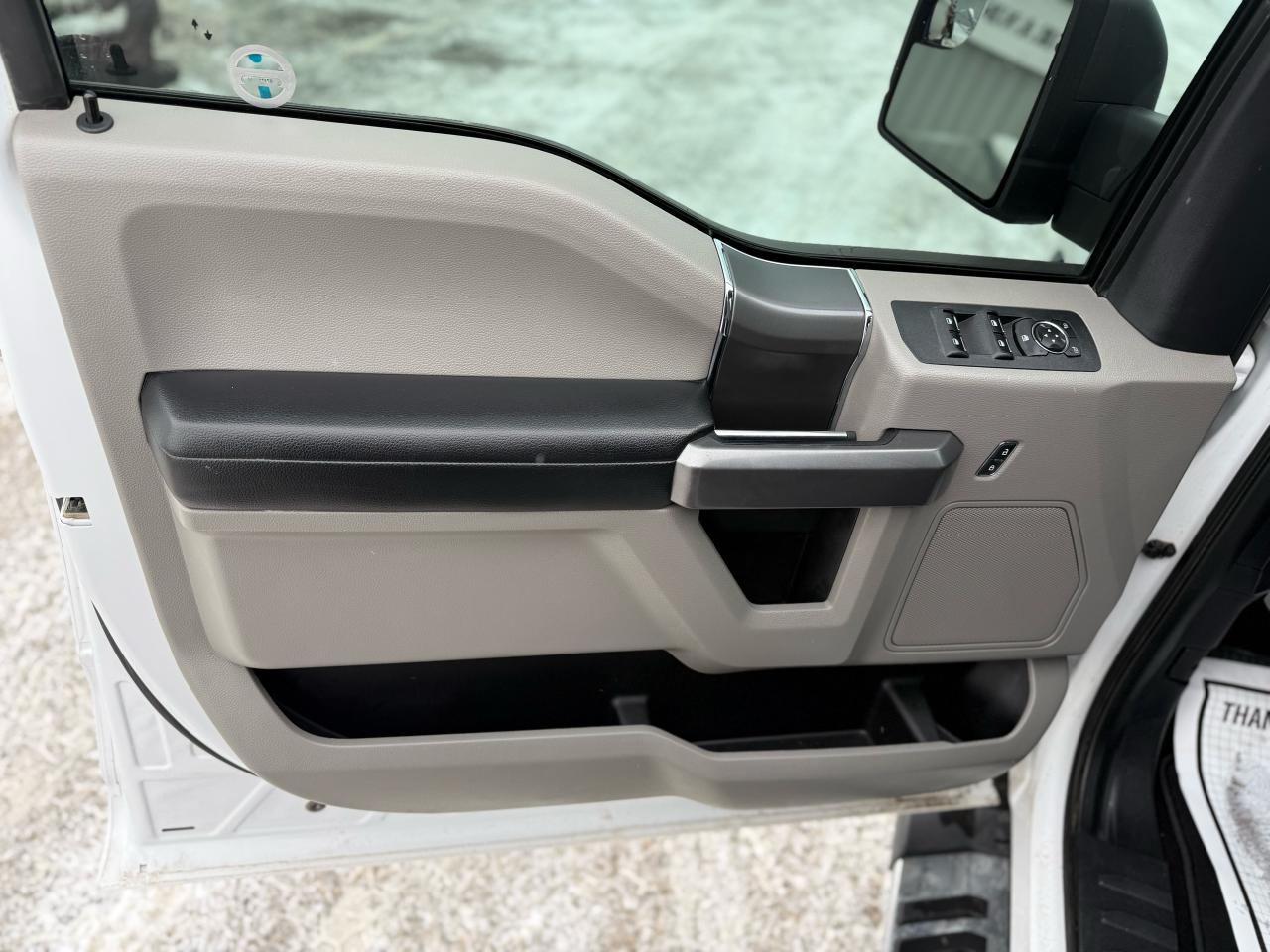 2020 Ford F-150 XLT Photo