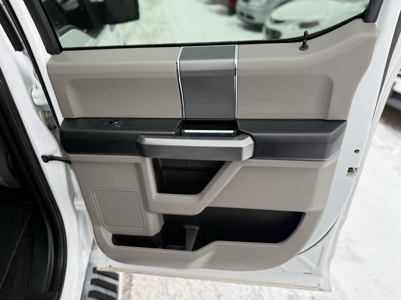 2020 Ford F-150 XLT Photo