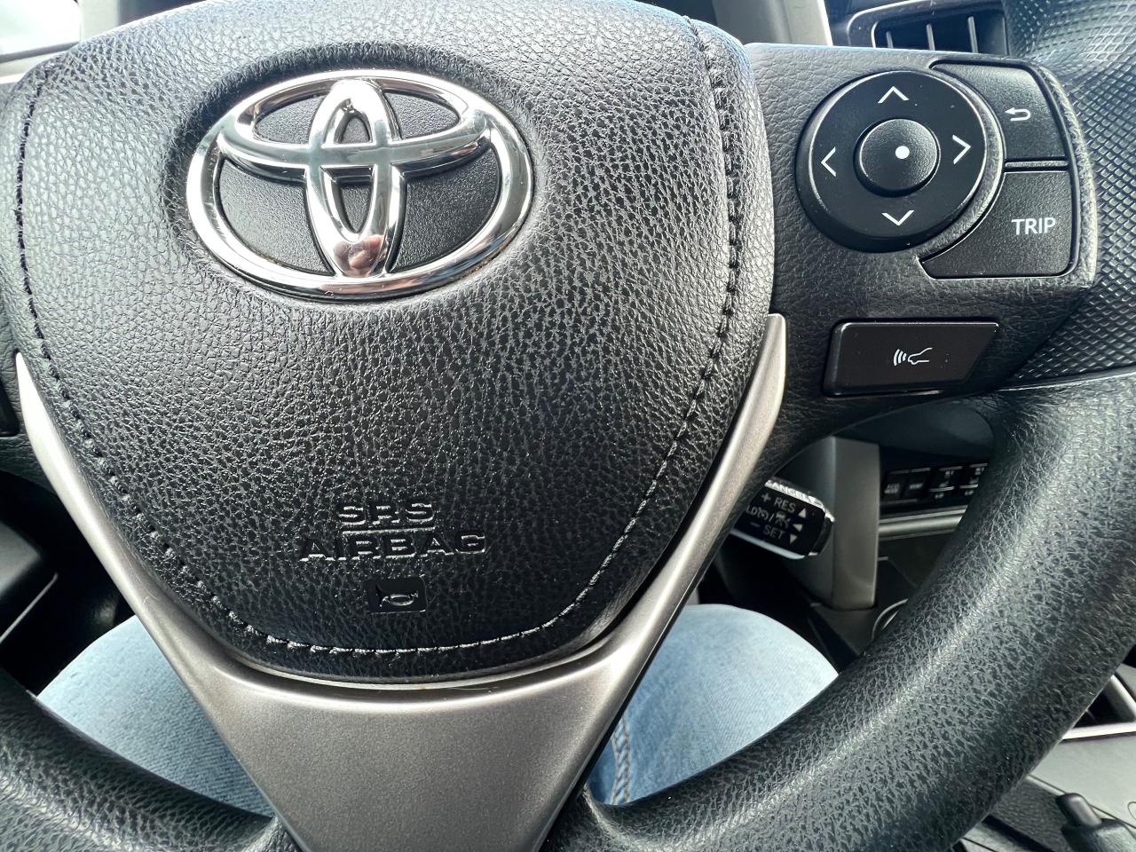 2017 Toyota RAV4 LE-AWD-BACK CAM-HEATED SEATS-BLUETOOTH &MORE! Photo