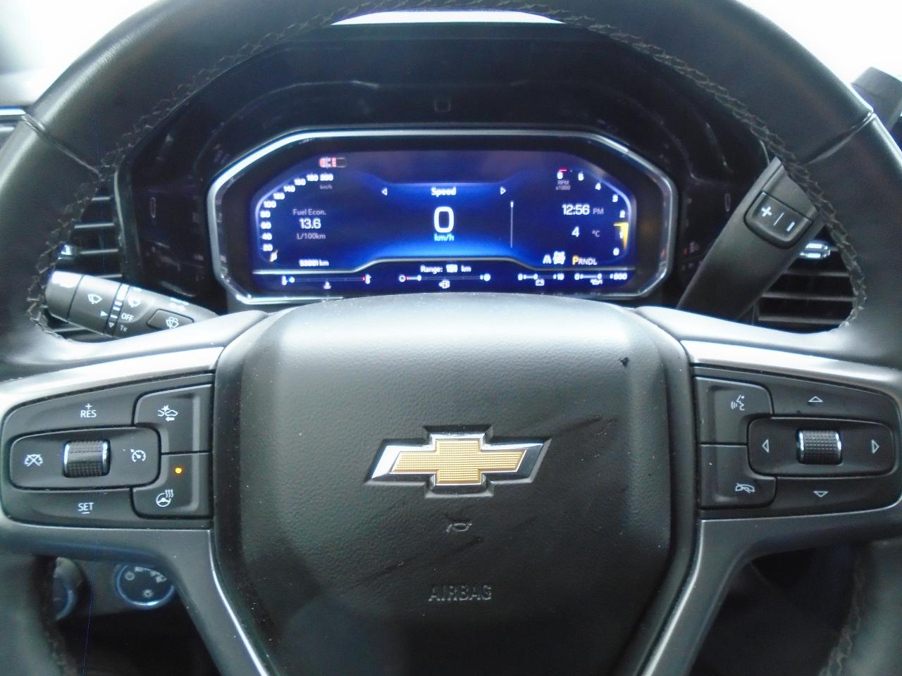 2024 Chevrolet Silverado 1500 CREW CAB LT 4WD Photo