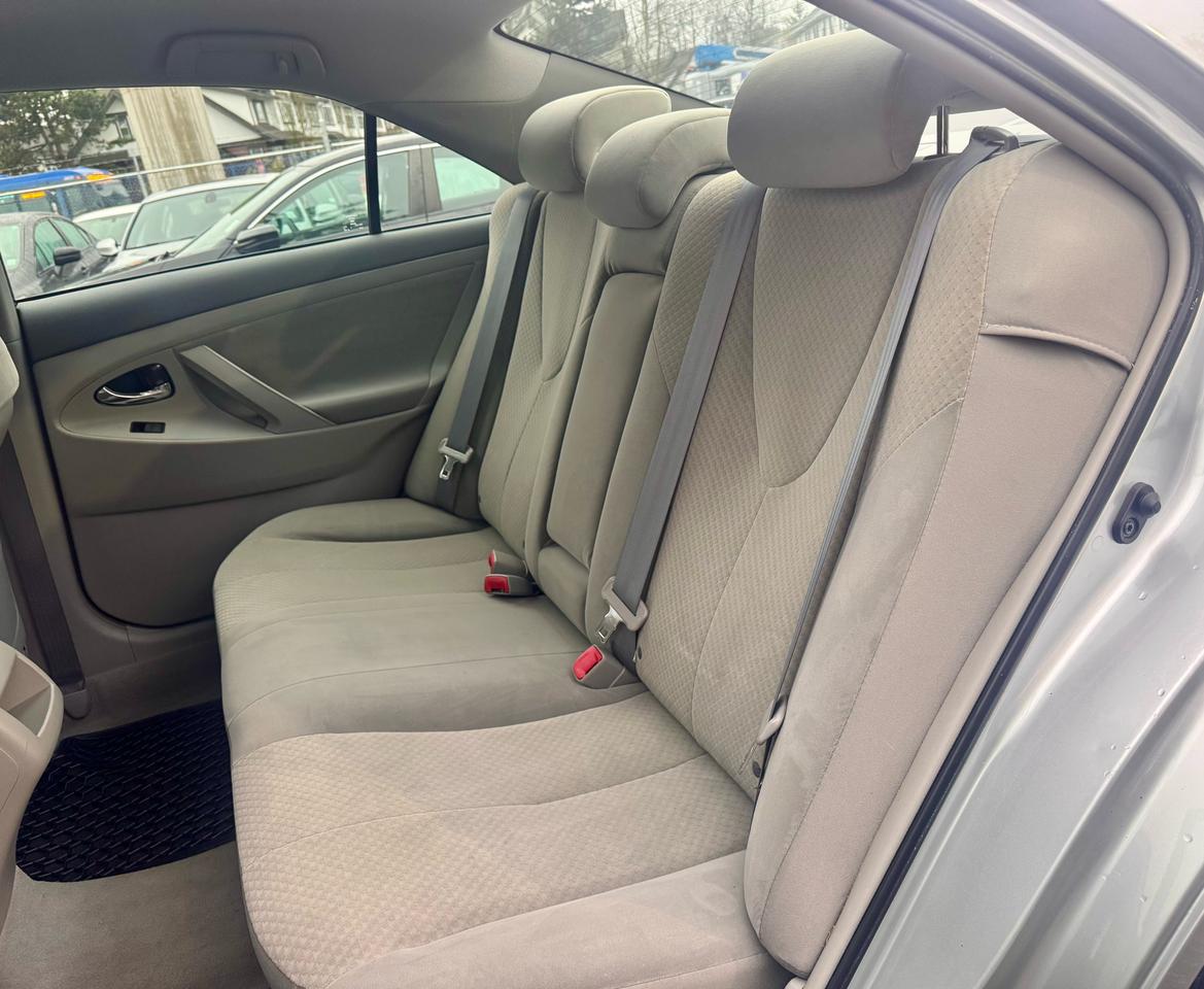 2007 Toyota Camry FINANCING AVAILABLE Photo14