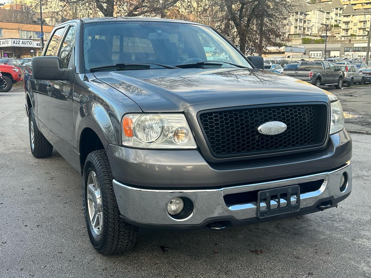 2006 Ford F-150 XLT - Photo #4