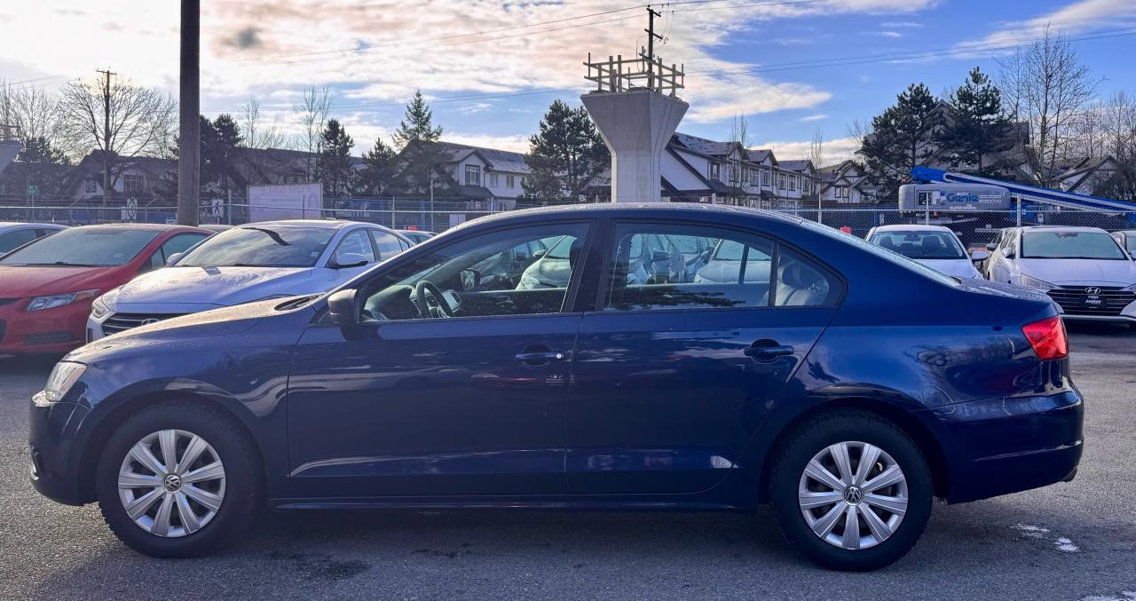 2011 Volkswagen Jetta FINANCING AVAILABLE Photo8