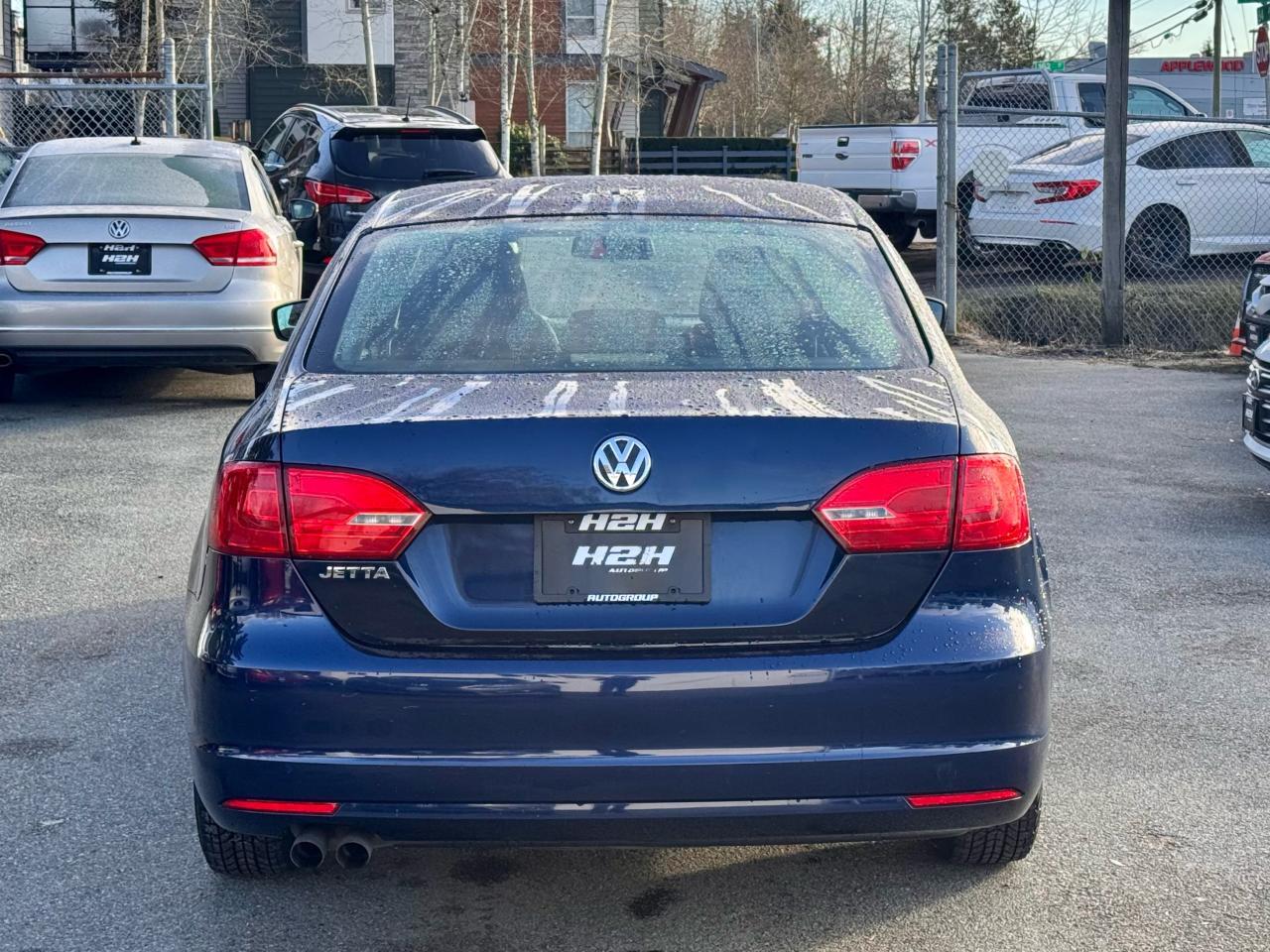 2011 Volkswagen Jetta FINANCING AVAILABLE Photo6