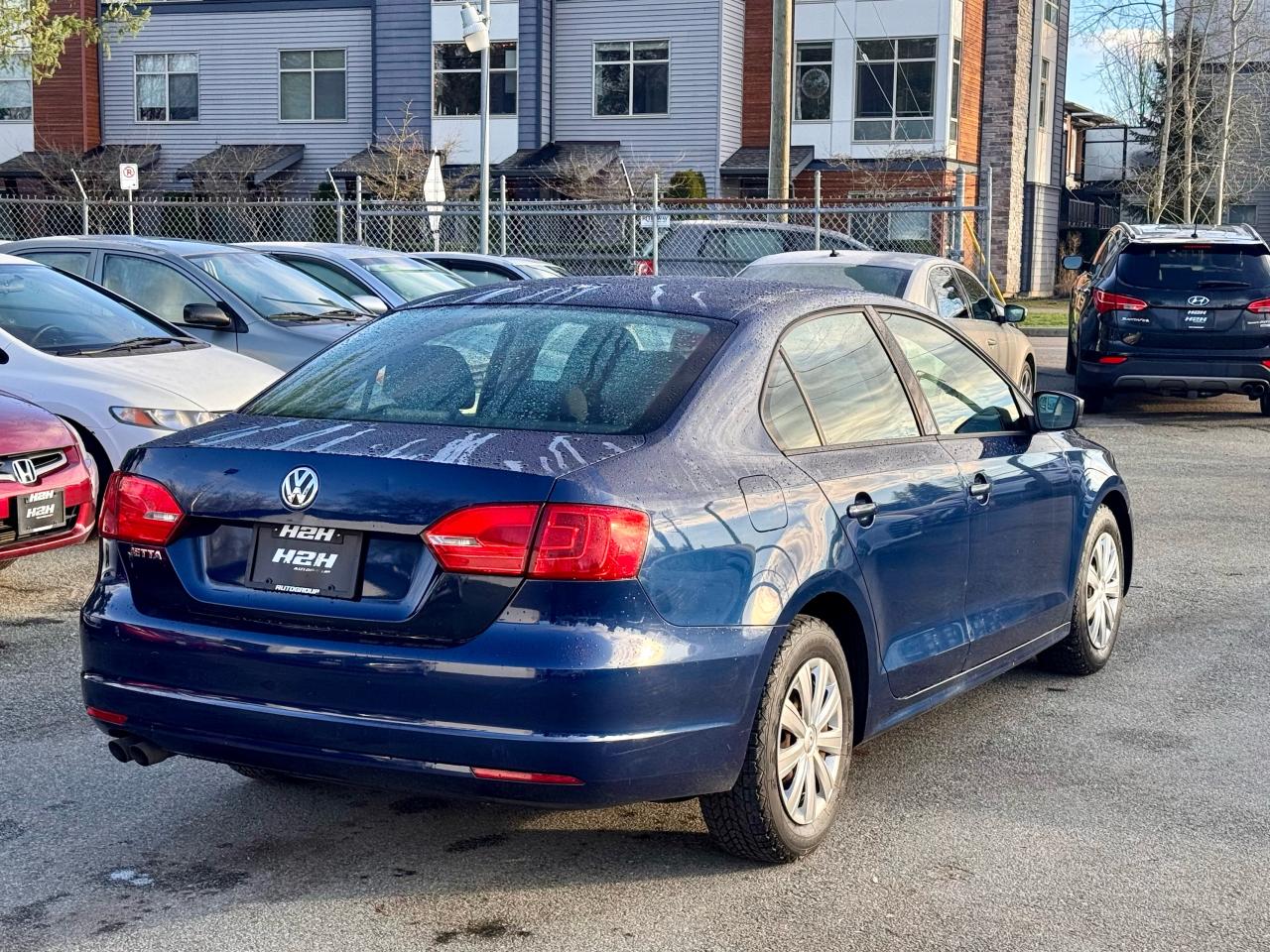 2011 Volkswagen Jetta FINANCING AVAILABLE Photo5