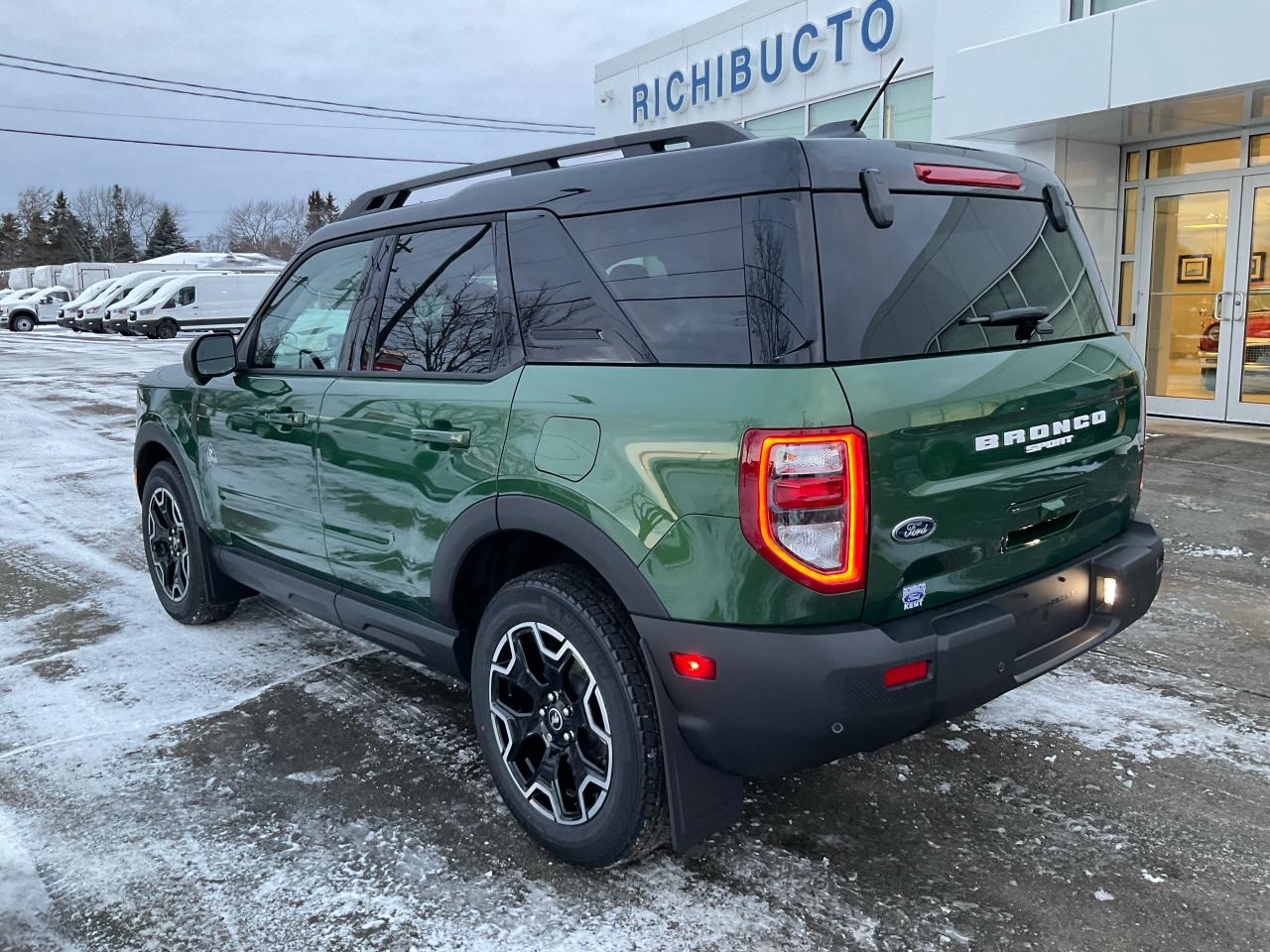 2025 Ford Bronco Sport Outer Banks Photo4
