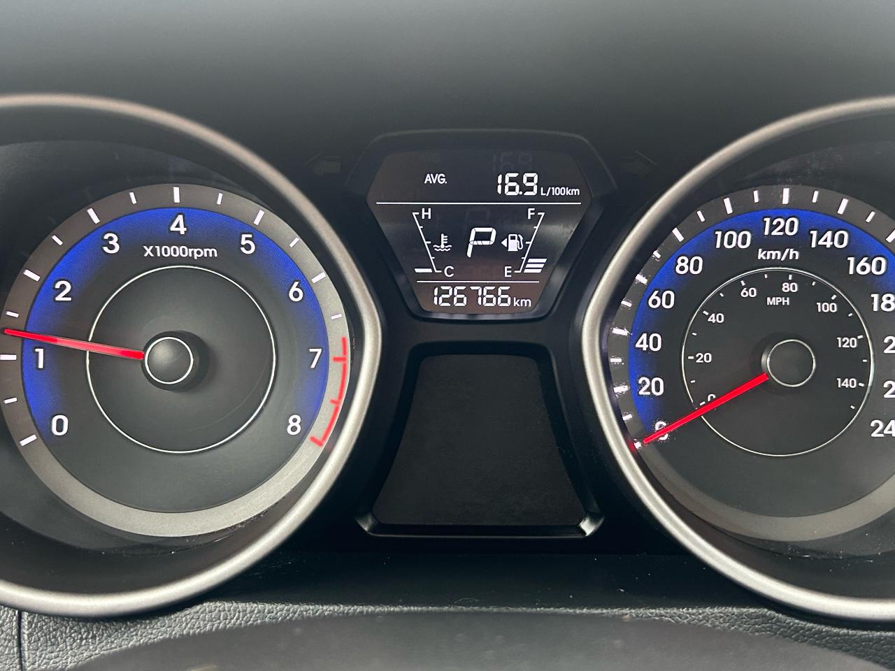 2014 Hyundai Elantra 4dr Sdn Auto - Photo #21