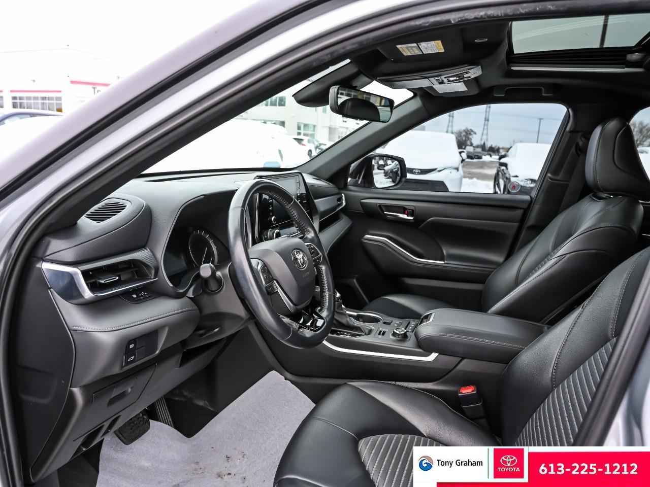 2021 Toyota Highlander XSE Photo