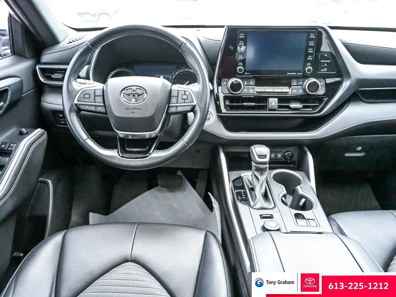 2021 Toyota Highlander XSE Photo