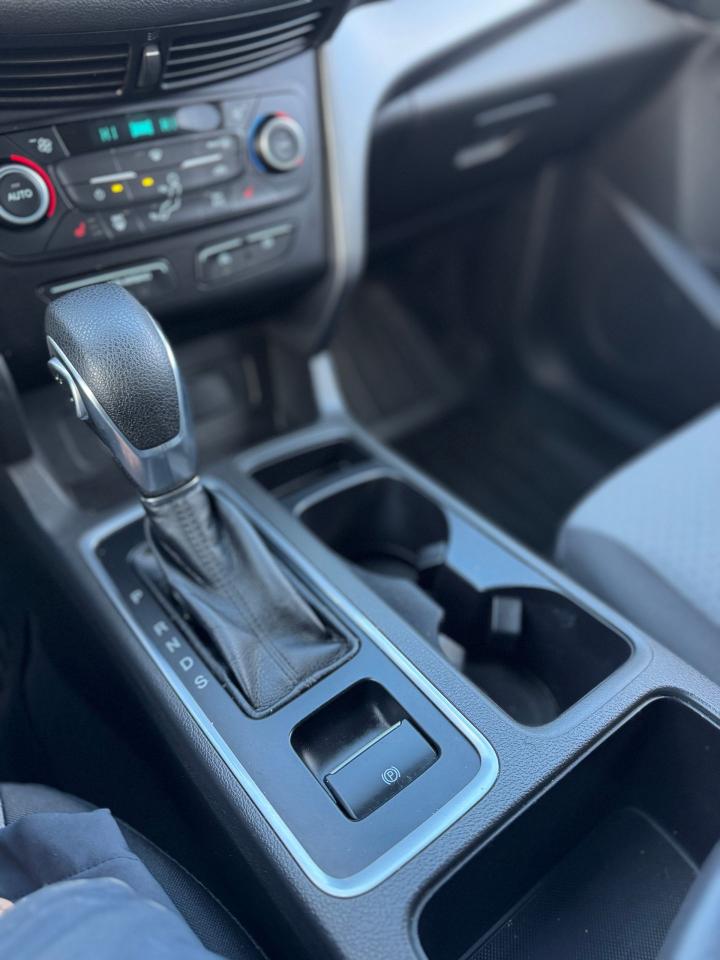 2018 Ford Escape SE | NO ACCIDENTS | CERTIFIED | NAV | REAR CAM Photo