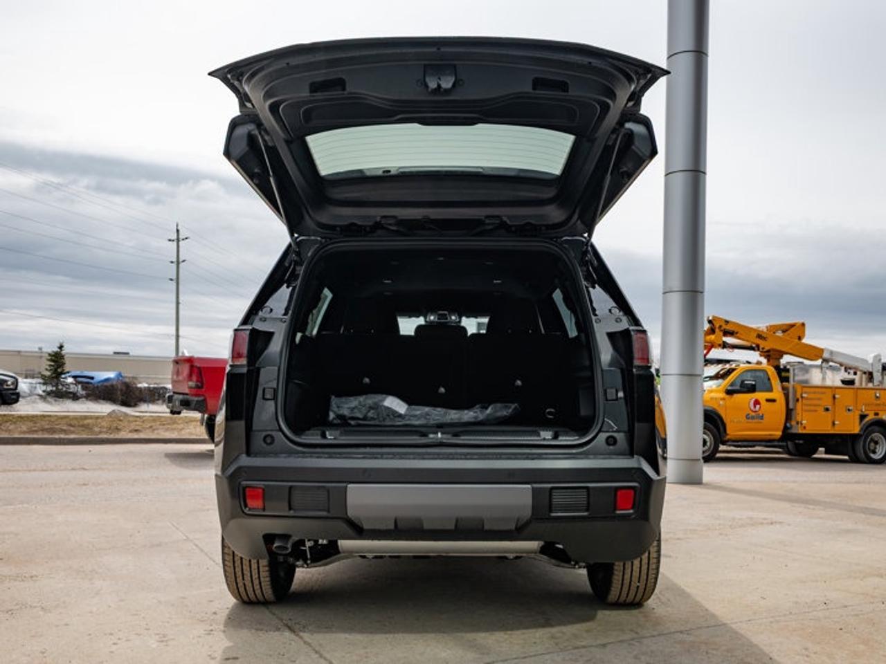 2026 Jeep Cherokee laredo Photo