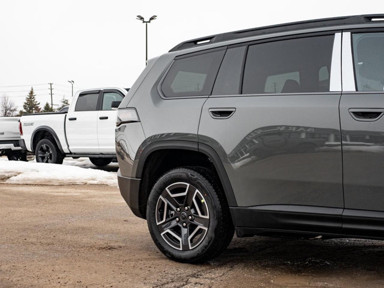 2026 Jeep Cherokee laredo Photo