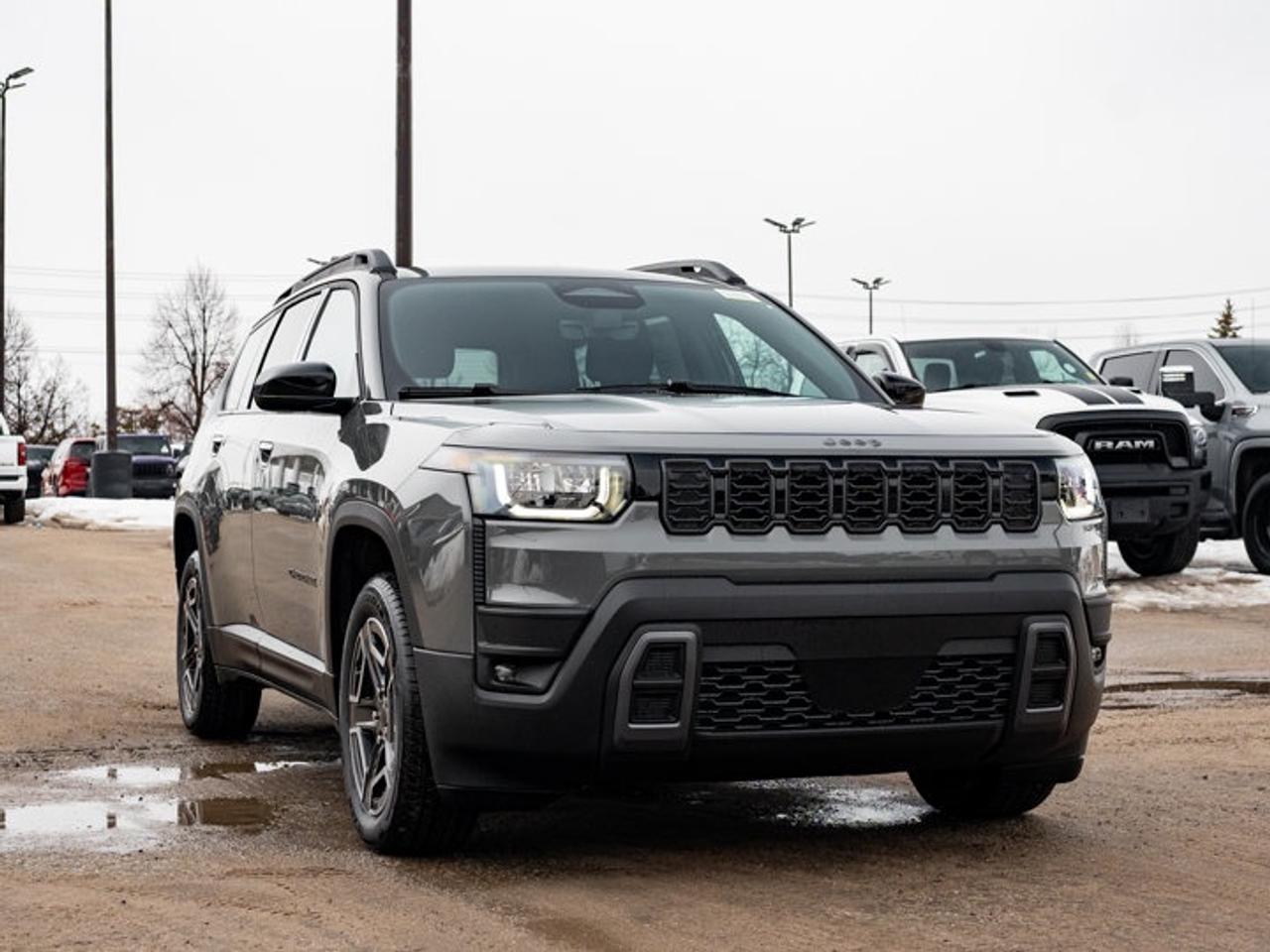 2026 Jeep Cherokee laredo Photo