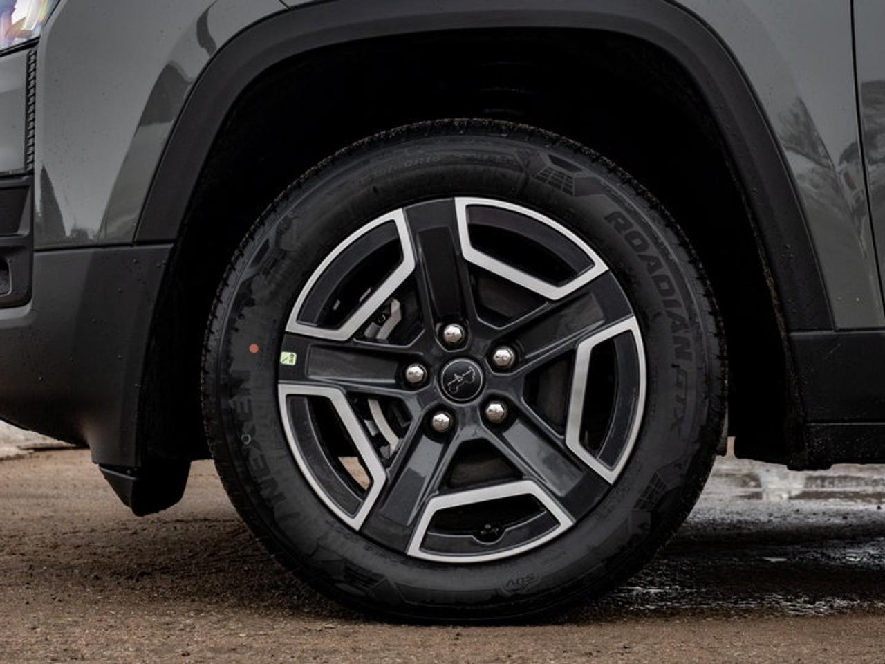 2026 Jeep Cherokee laredo Photo