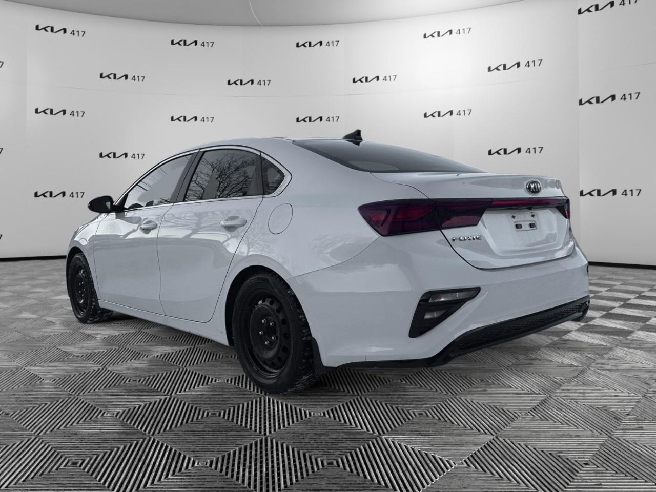 2020 Kia Forte EX IVT Photo2