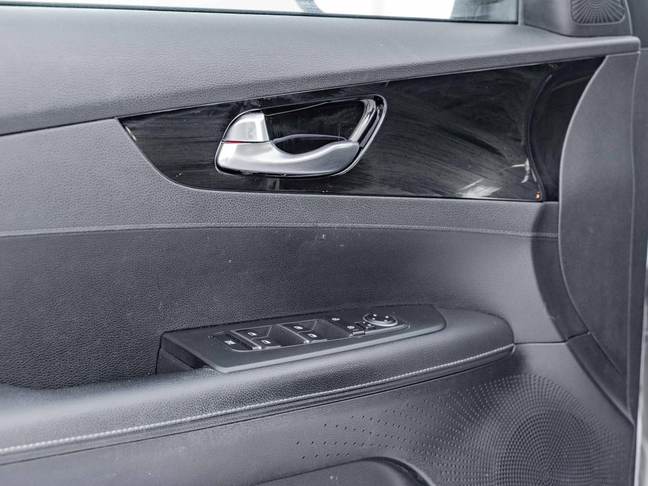 2020 Kia Forte EX IVT Photo