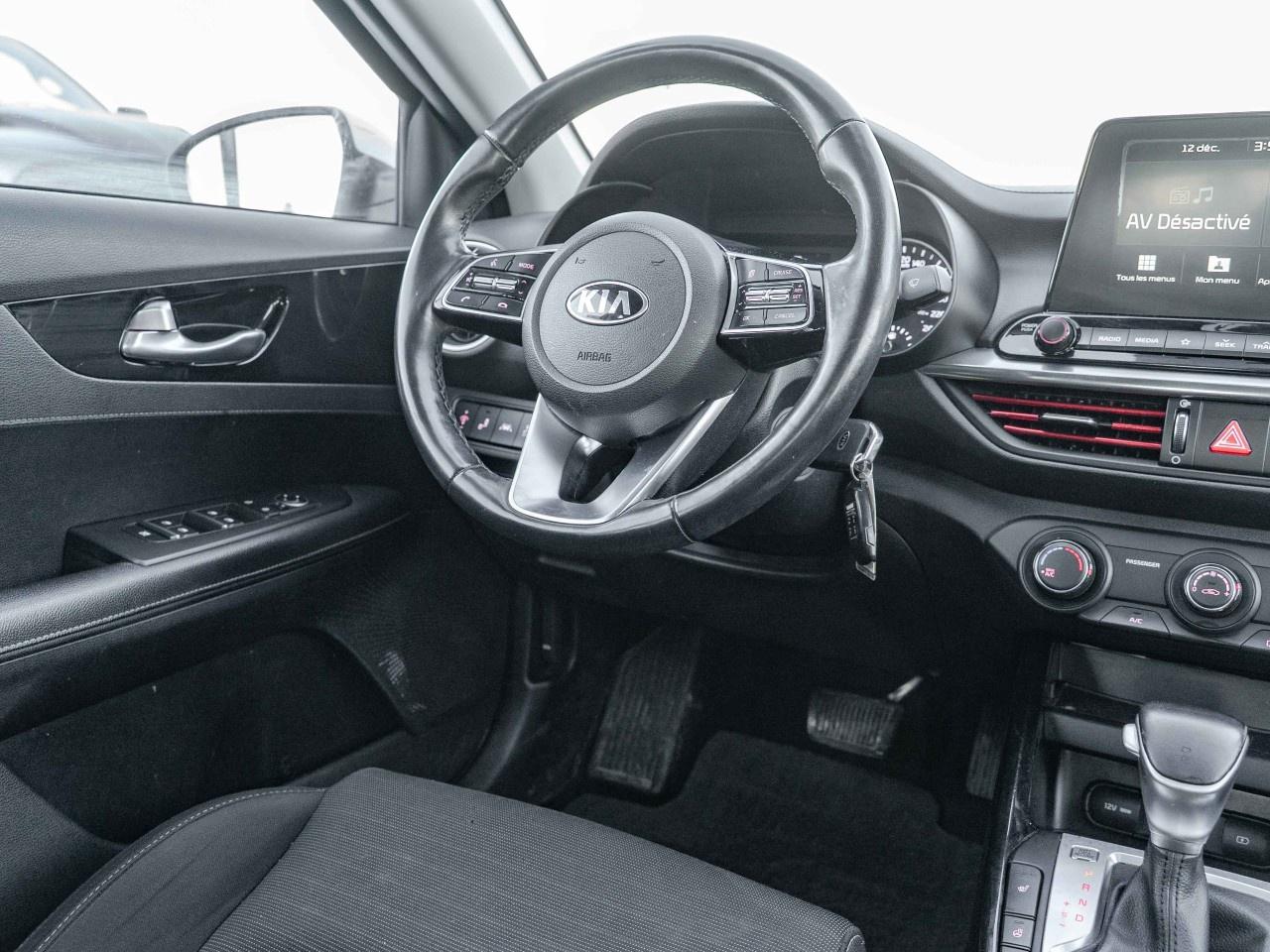 2020 Kia Forte EX IVT Photo