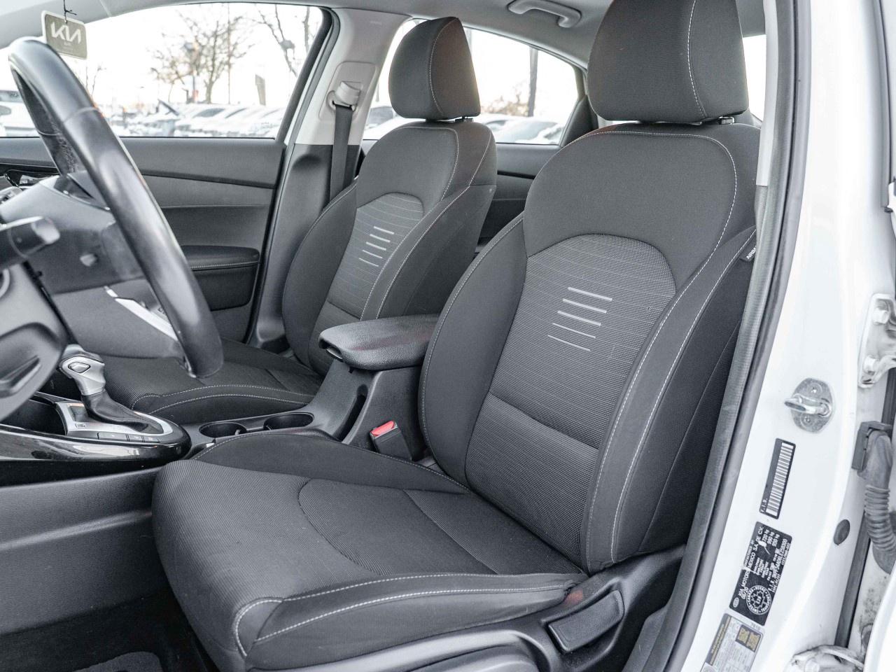 2020 Kia Forte EX IVT Photo