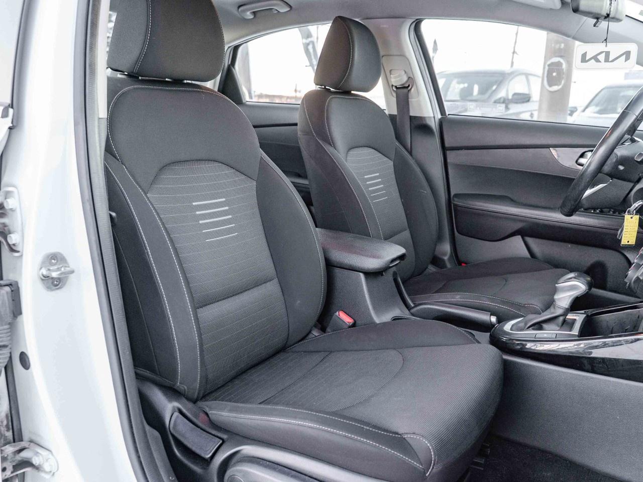 2020 Kia Forte EX IVT Photo