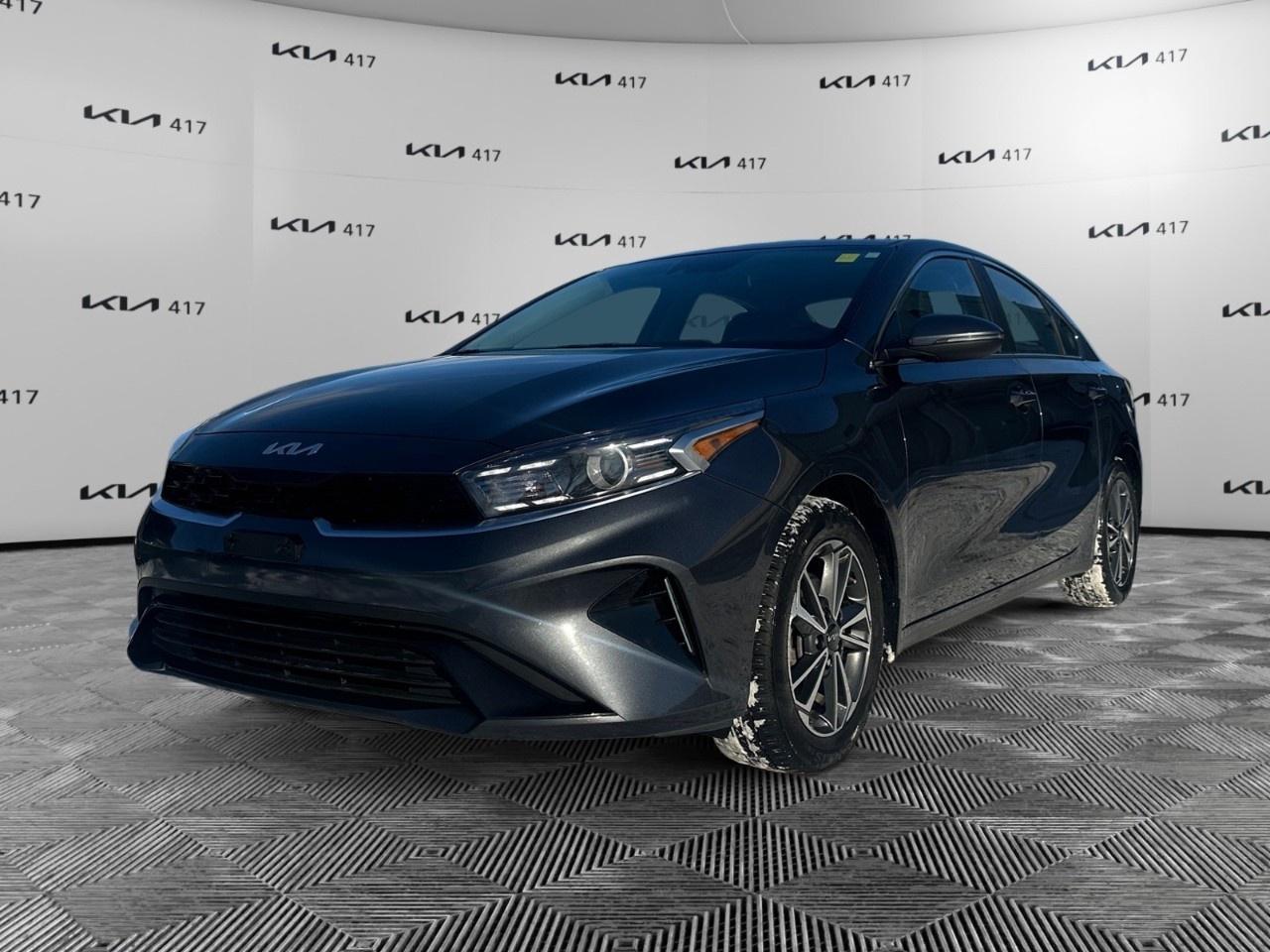2023 Kia Forte EX IVT Photo0