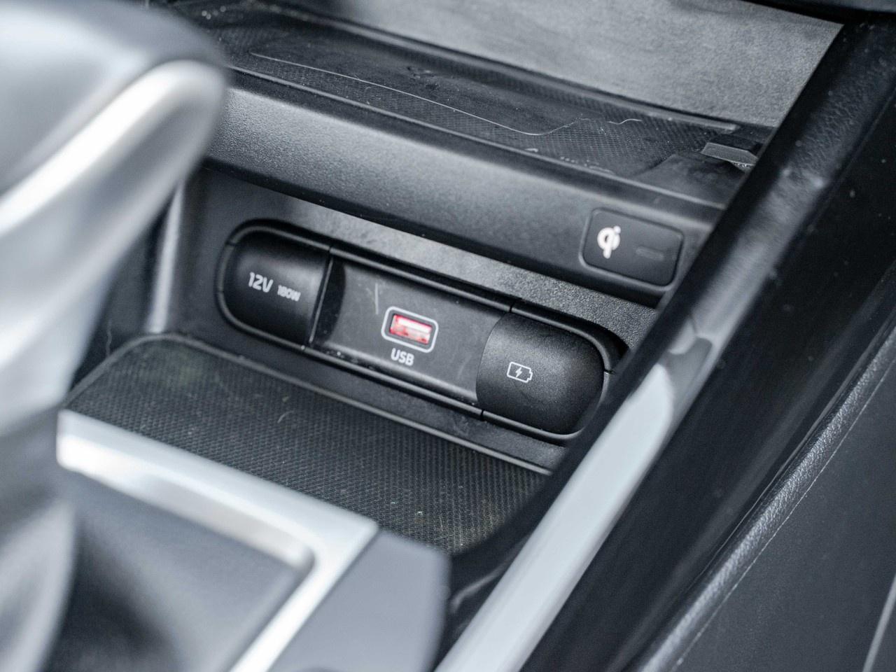 2023 Kia Forte EX IVT Photo