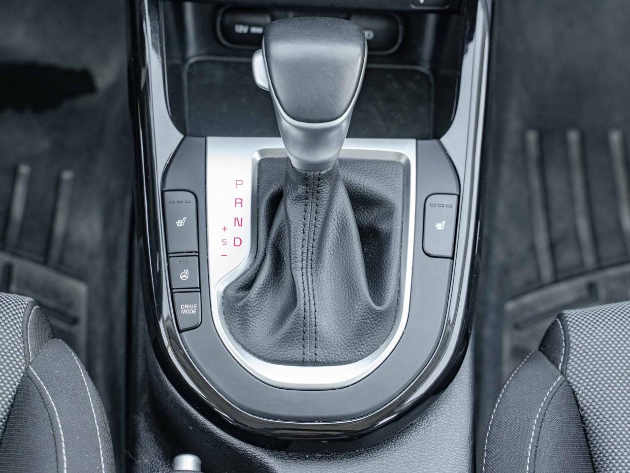 2023 Kia Forte EX IVT Photo