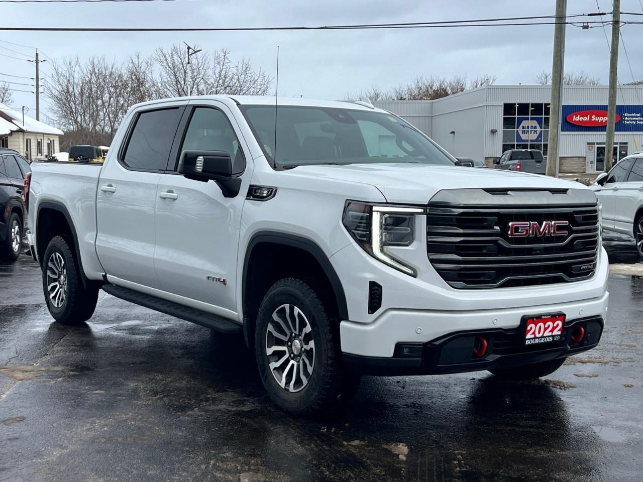 2022 GMC Sierra 1500 Crew Cab Short Box 4-Wheel Drive AT4 Photo