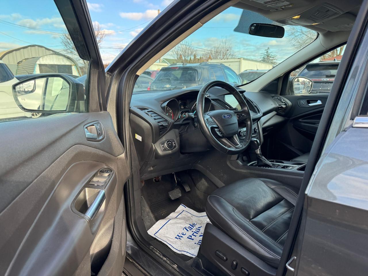 2017 Ford Escape 4WD SE | Leather | NAV | CAMERA | CERTIFIED - Photo #9