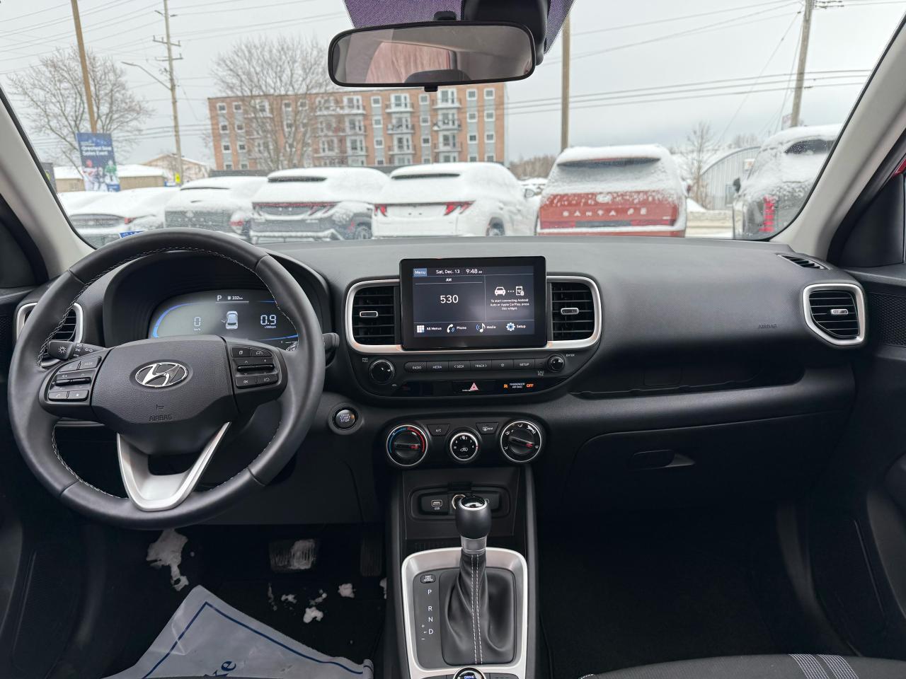 2024 Hyundai Venue Preferred IVT w/Two-Tone Photo16