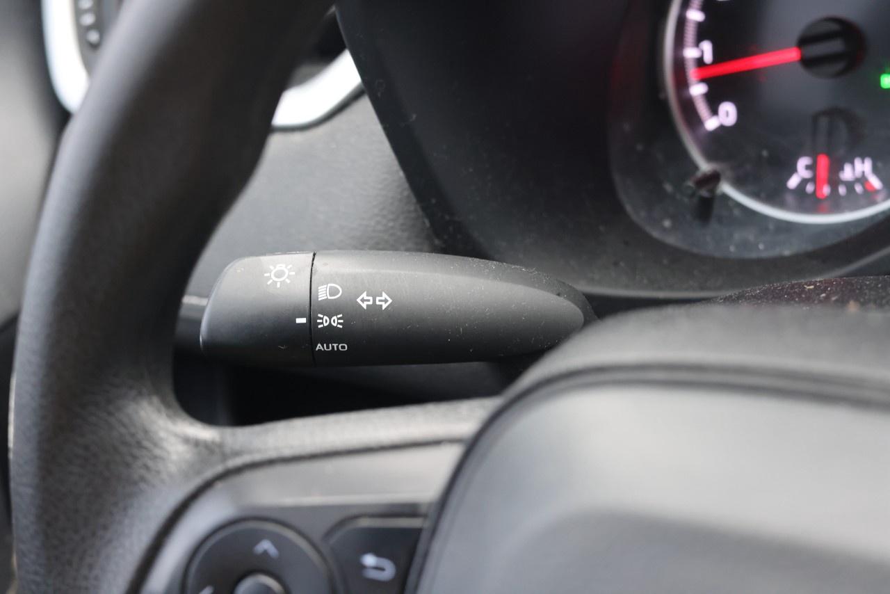 2022 Toyota RAV4 LE AWD Photo