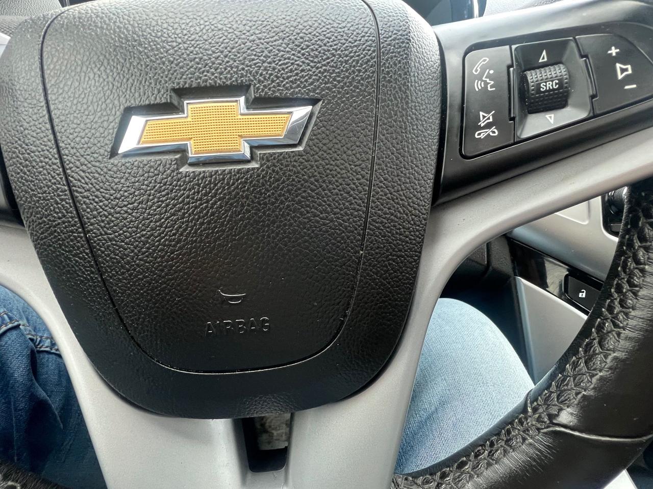 2014 Chevrolet Cruze 2LT-5 SPEED-LTHER-SR/F-BACK CAM-HEAT SEATS & MORE! Photo