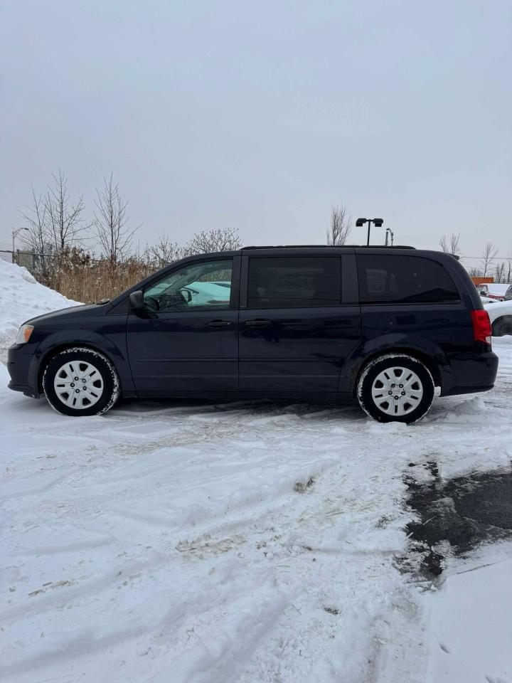 2014 Dodge Grand Caravan SXT - Photo #4